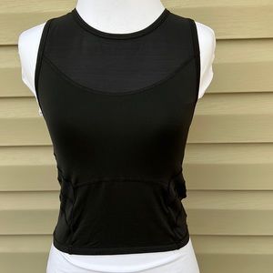 Athleta women’s black sleeveless crop top